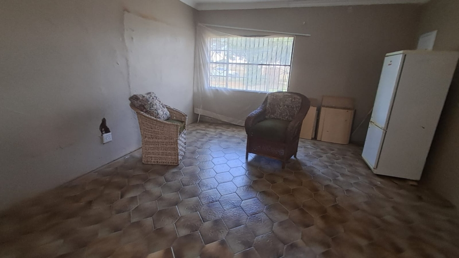 4 Bedroom Property for Sale in Roodewal Free State